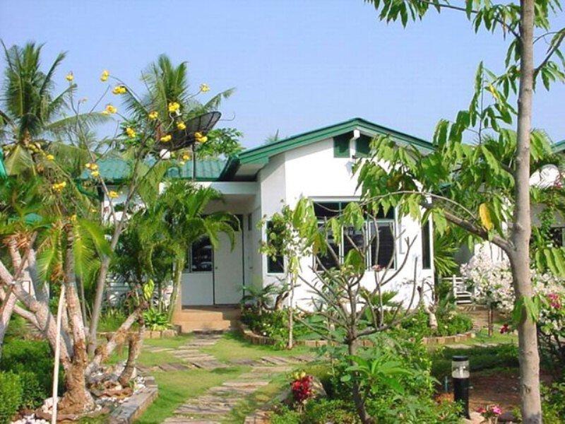 Samroiyod Holiday Resort Сам Рой Йот Екстериор снимка